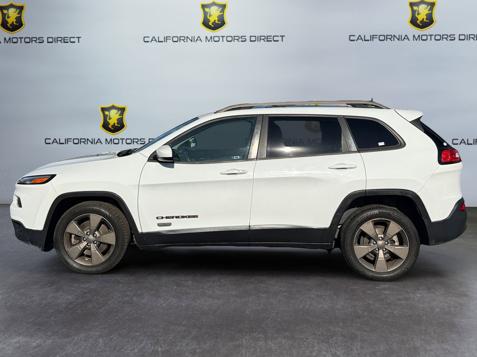 Used 2017 Jeep Cherokee 75th Anniversary image 2