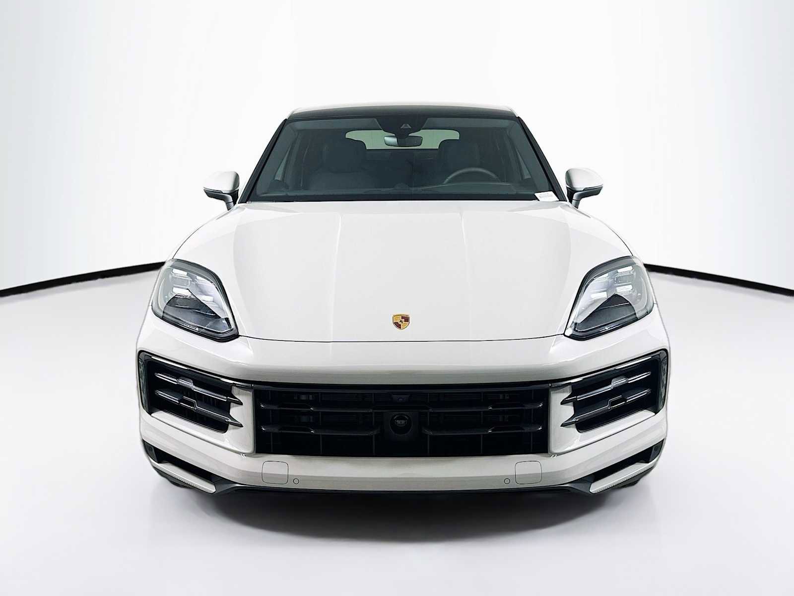 New 2025 Porsche Cayenne Coupe image 6