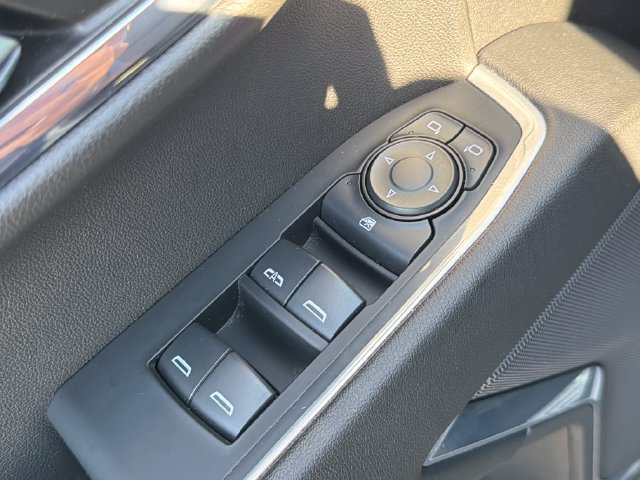 Used 2024 Chevrolet Silverado 1500 LT AWD/4WD image 11