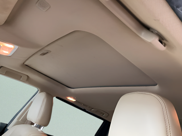 Used 2019 Toyota Highlander Limited FWD image 11
