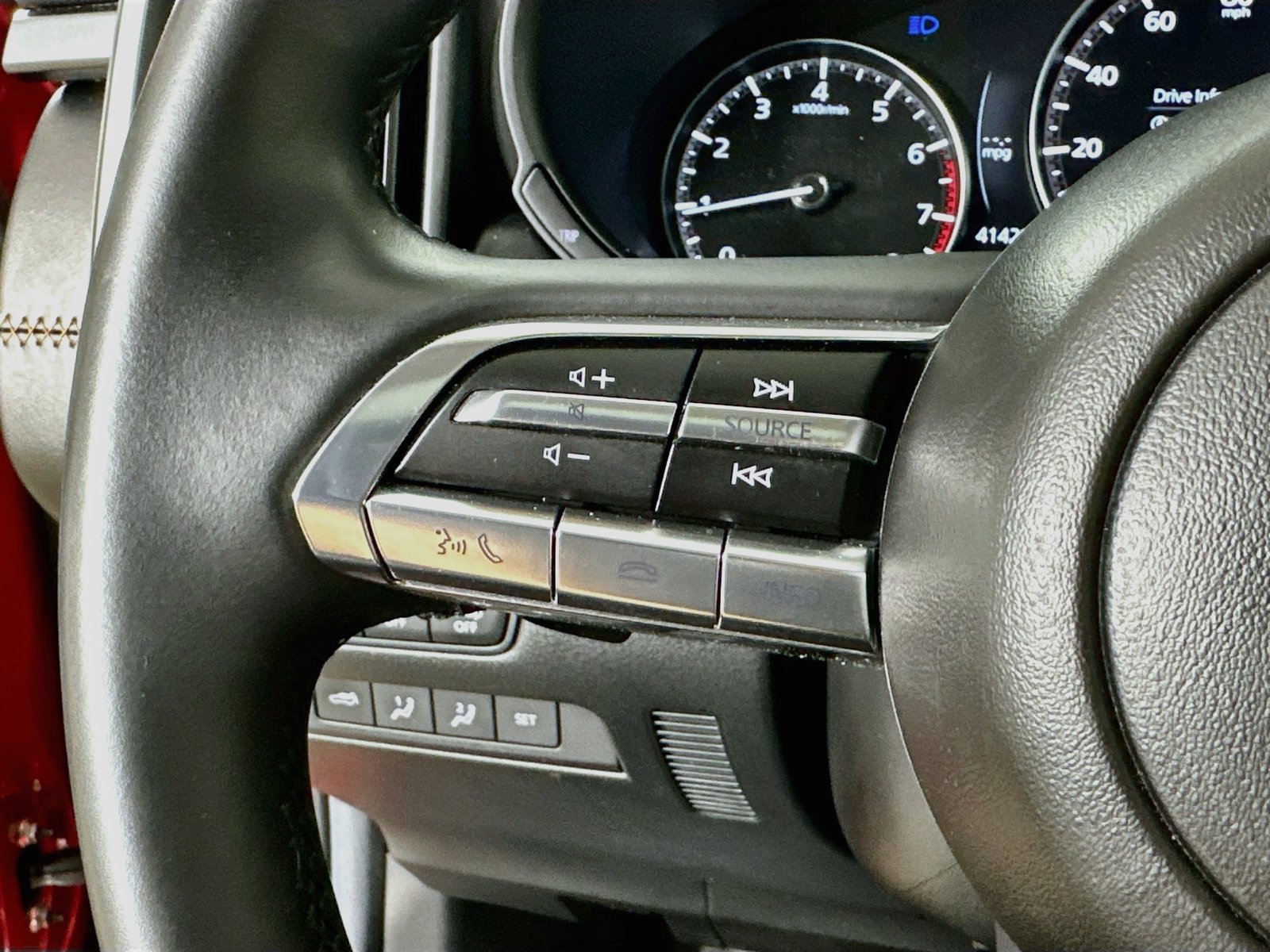 Used 2024 MAZDA CX-50 AWD 2.5 Turbo image 18