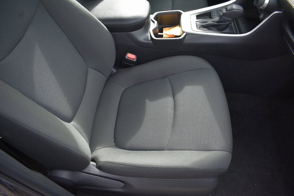 Used 2025 Toyota RAV4 LE image 24