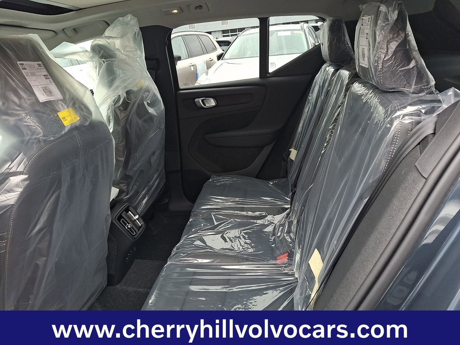 New 2026 Volvo XC40 B5 Core w/ Protection Package Premier image 7