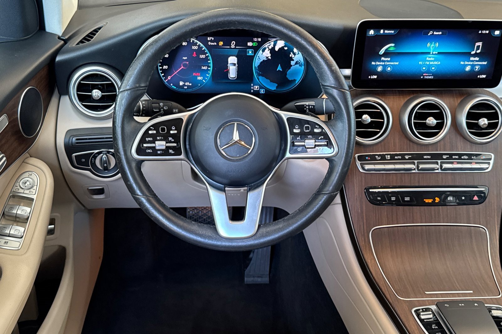Used 2022 Mercedes-Benz GLC 300 4MATIC image 15
