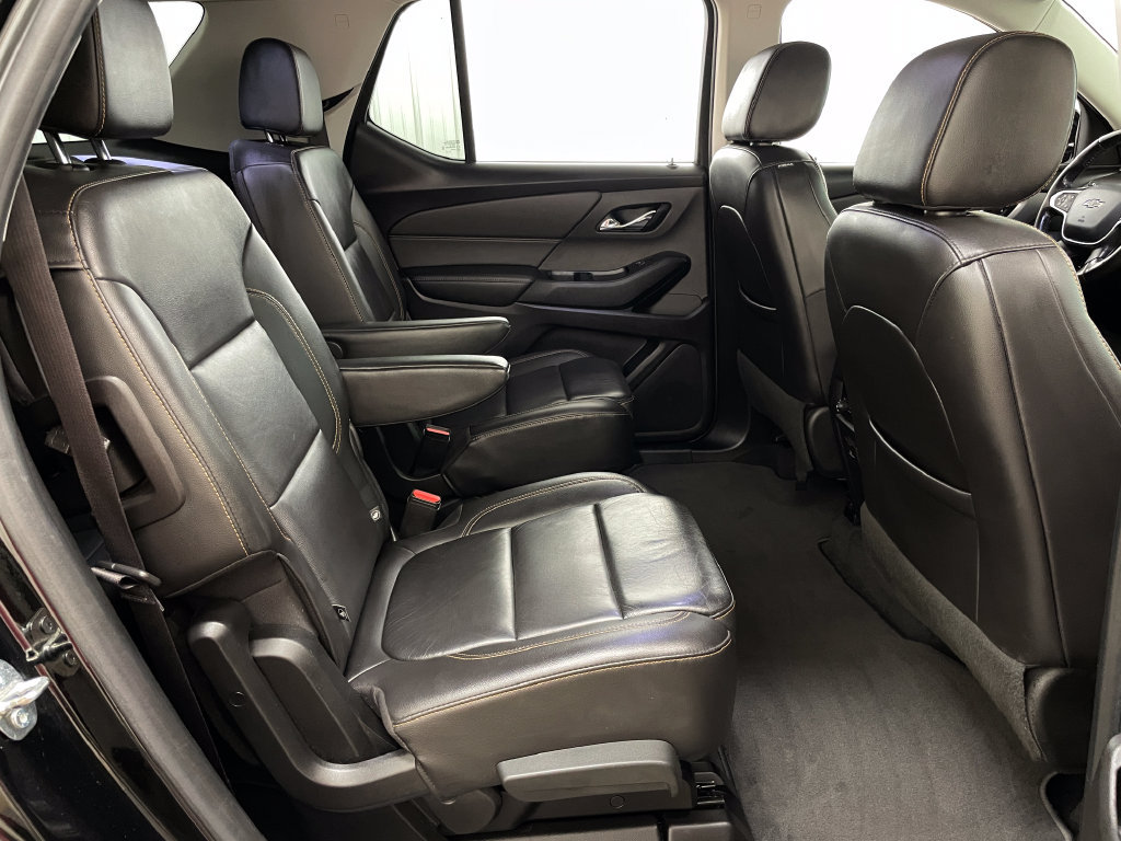 Used 2020 Chevrolet Traverse RS AWD/4WD image 43