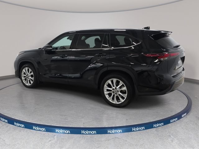 Certified 2025 Toyota Highlander Limited AWD/4WD image 7