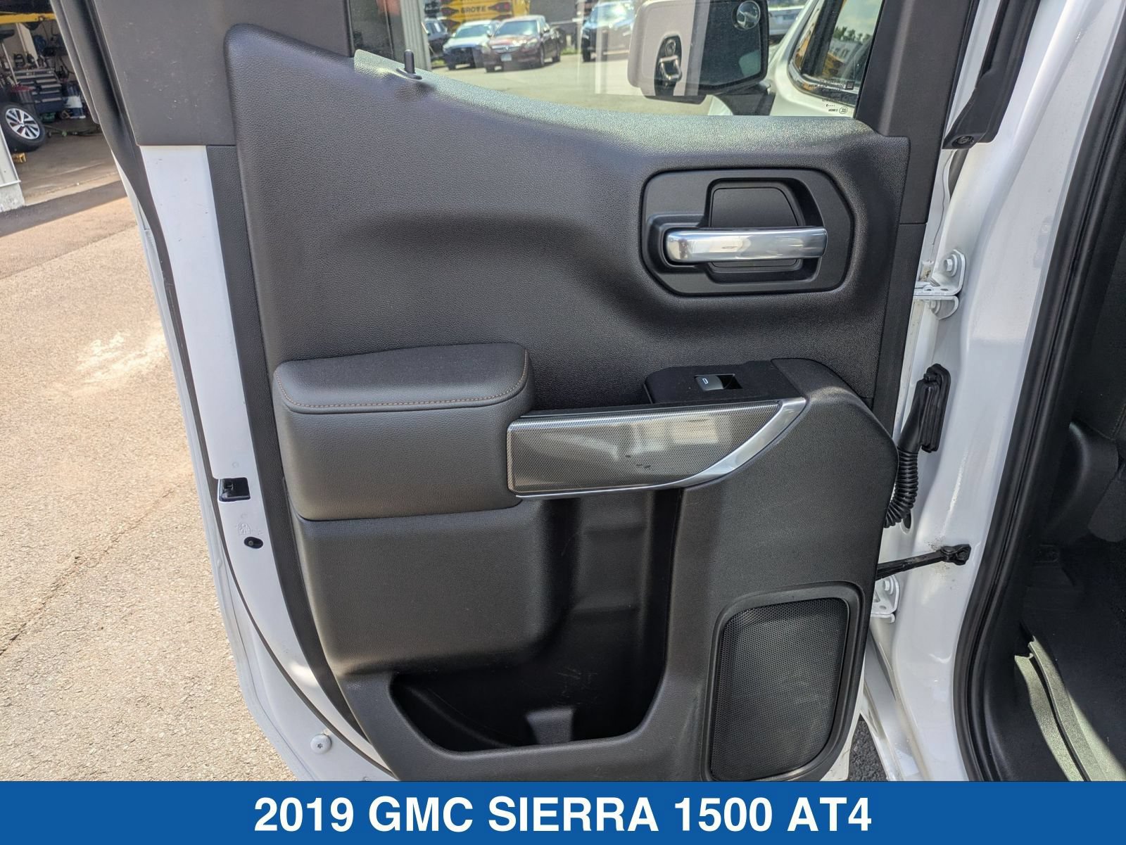Used 2019 GMC Sierra 1500 AT4 w/ AT4 Premium Package AWD/4WD image 29