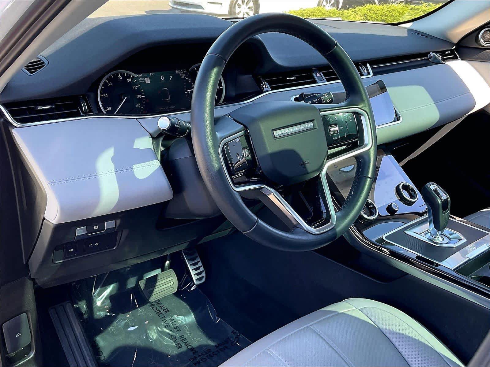 Used 2023 Land Rover Range Rover Evoque SE AWD/4WD image 18