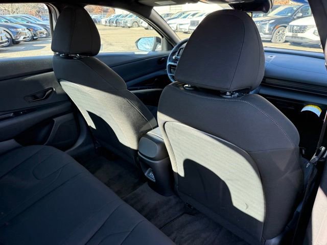 Certified 2025 Hyundai Elantra Sport image 26