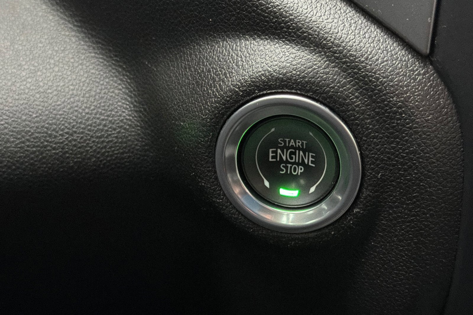 Used 2022 Chevrolet Silverado 3500 LT w/ Convenience Package image 18