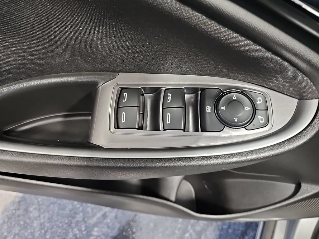 Used 2024 Chevrolet Malibu LT FWD image 28