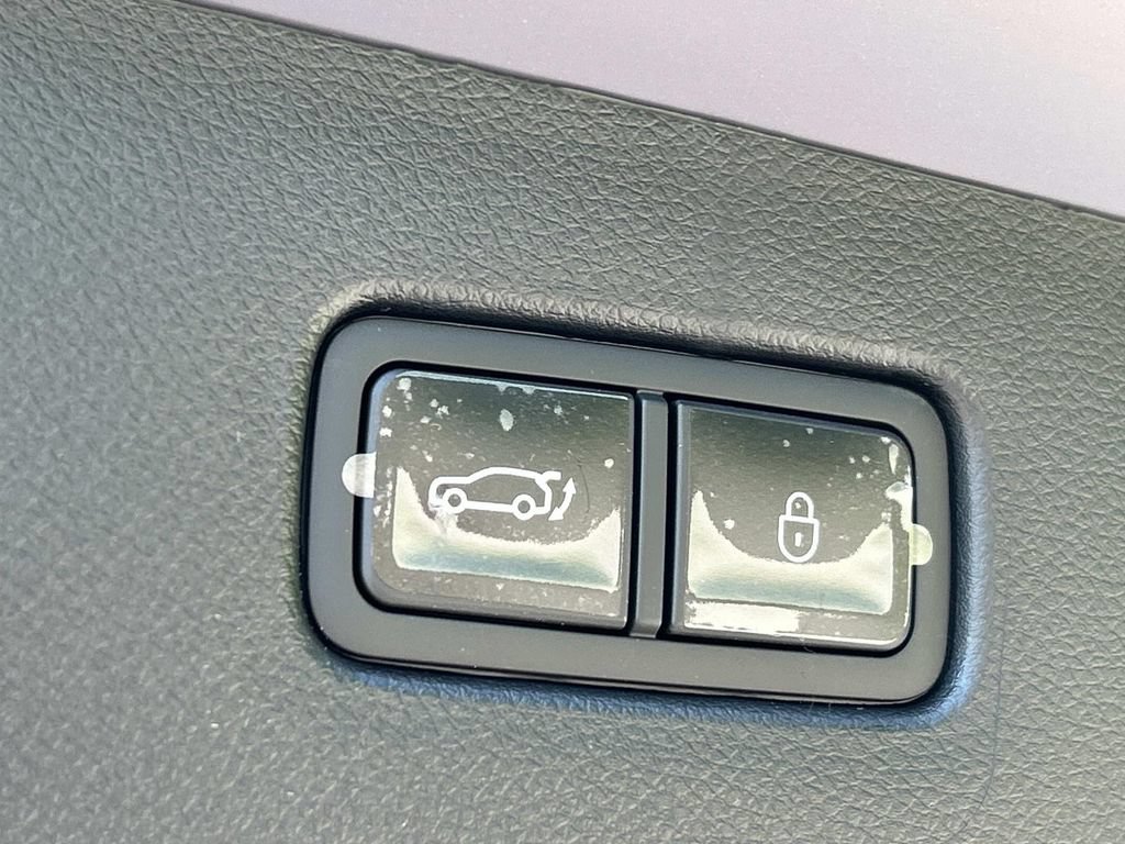 New 2026 Genesis GV70 2.5T Select AWD/4WD image 13