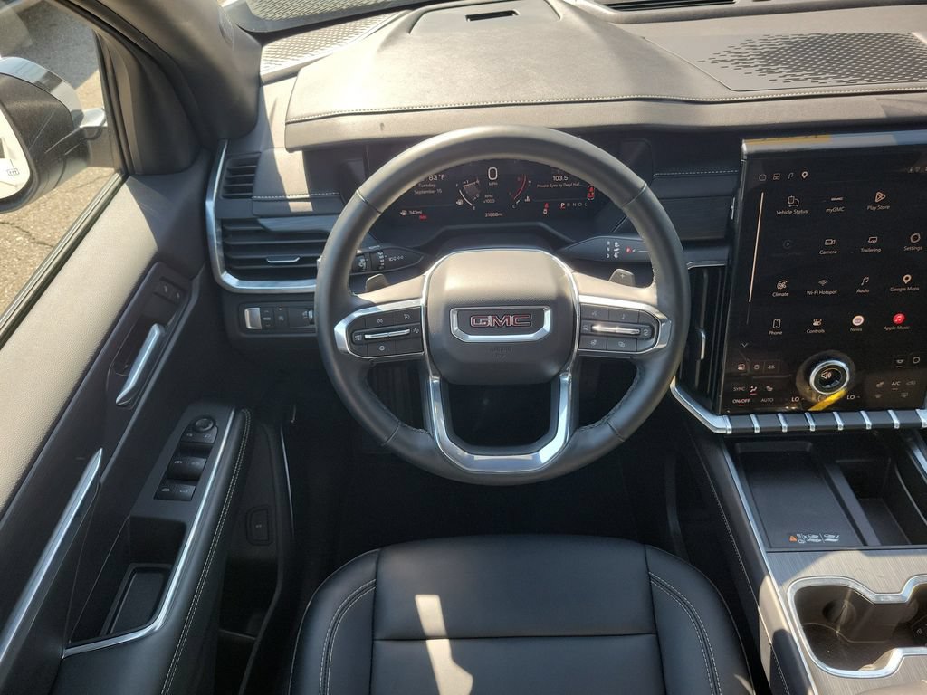 Used 2026 GMC Acadia Elevation w/ Elevation Premium Package FWD image 11