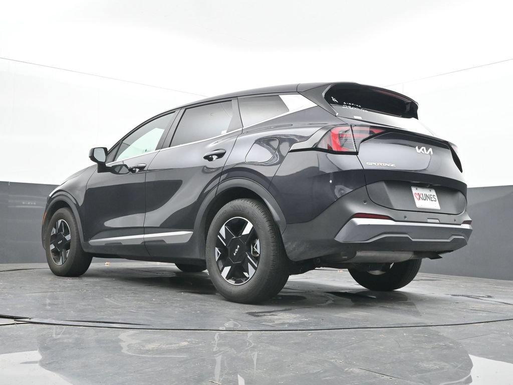 Used 2026 Kia Sportage LX FWD image 29