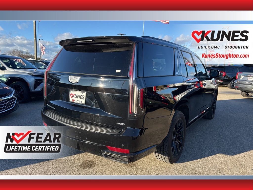 Used 2022 Cadillac Escalade Sport Platinum image 11