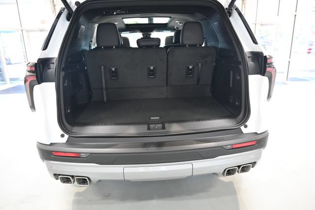New 2027 Chevrolet Traverse LT w/ Sun and Wheel Package FWD image 29