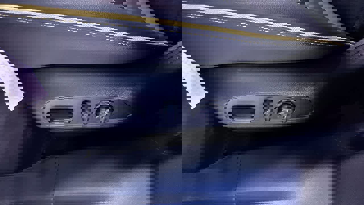 Used 2024 Chevrolet TrailBlazer ACTIV image 13