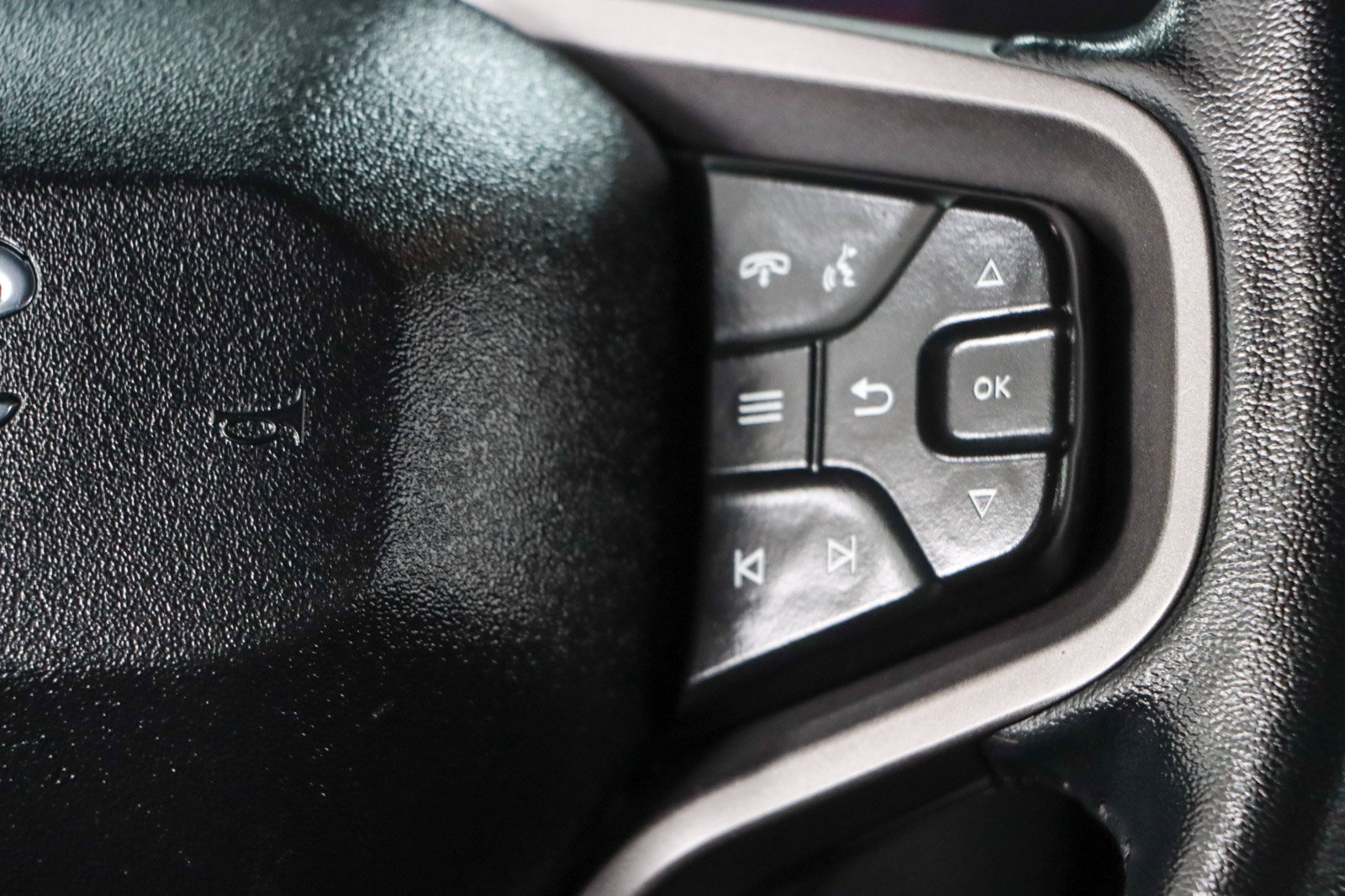 Used 2022 Ford Bronco Outer Banks AWD/4WD image 15