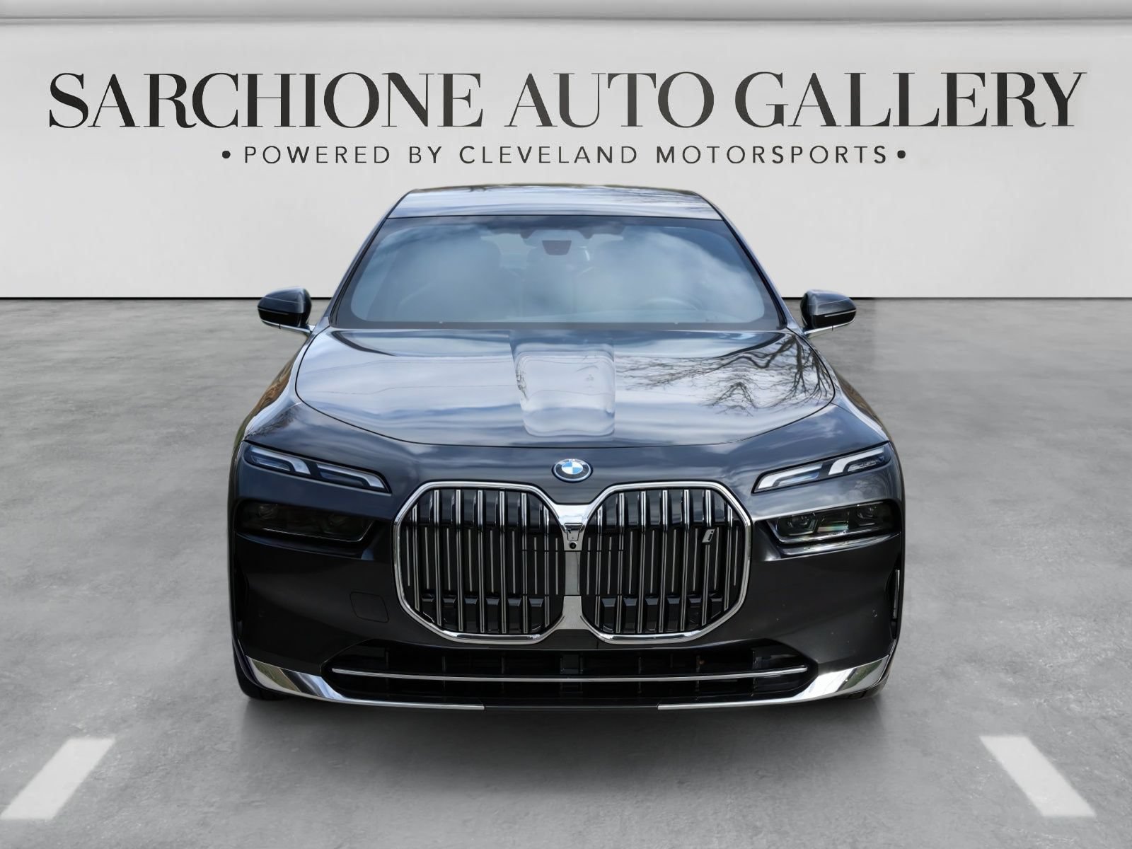 Used 2025 BMW i7 xDrive60 AWD/4WD image 7
