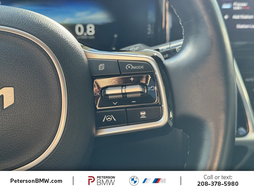 Used 2023 Kia Sorento SX Prestige image 25