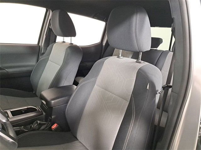 Used 2020 Toyota Tacoma TRD Off-Road image 20