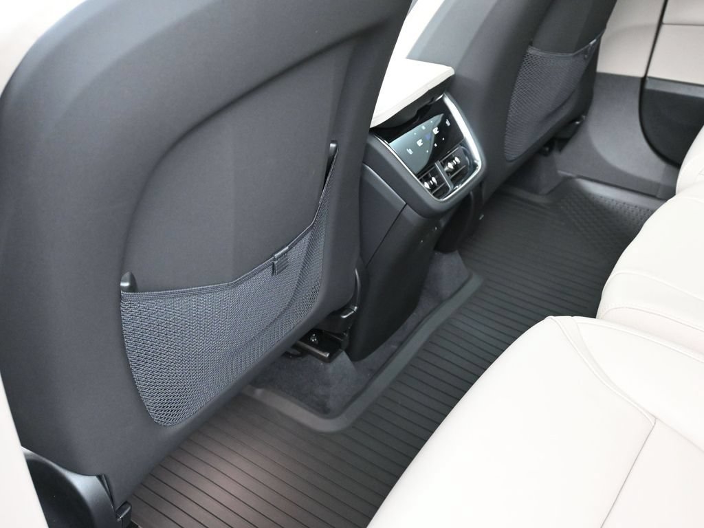 New 2026 Volvo EX90 Ultra AWD/4WD image 13