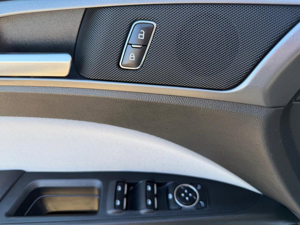 Used 2014 Ford Fusion S image 31