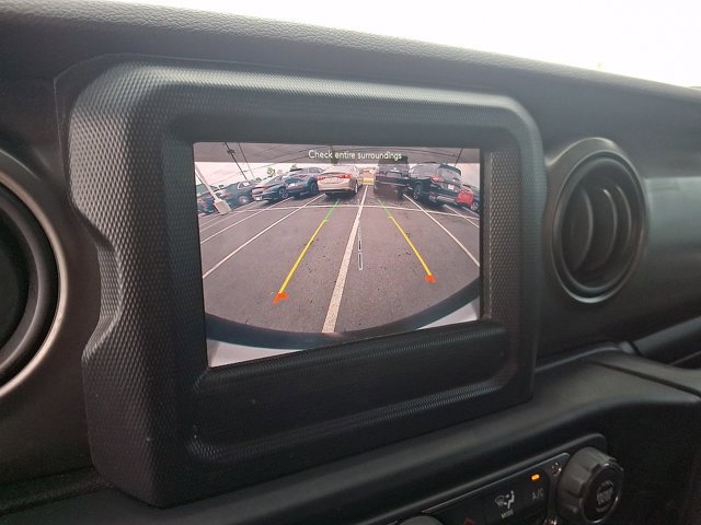 Used 2019 Jeep Wrangler Sport AWD/4WD image 18
