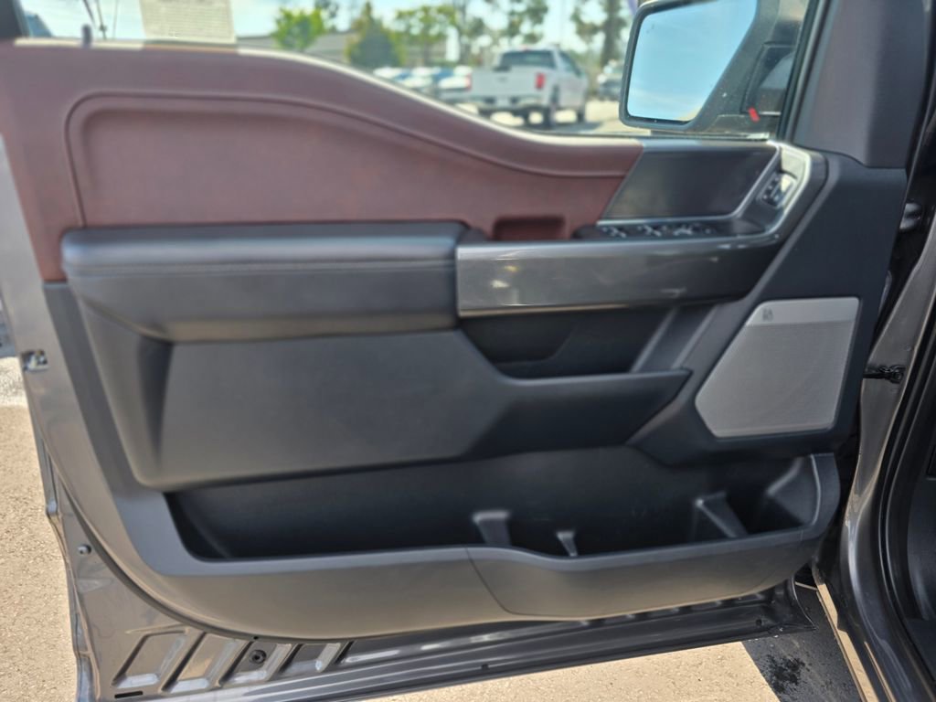 Used 2023 Ford F150 Lariat image 17