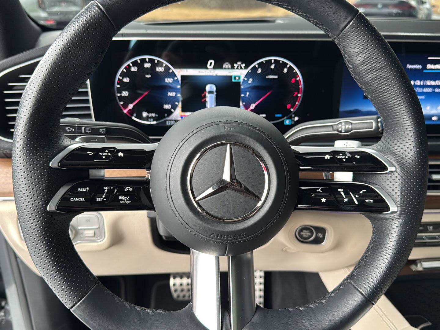 Used 2024 Mercedes-Benz GLS 450 GLS 450 image 17