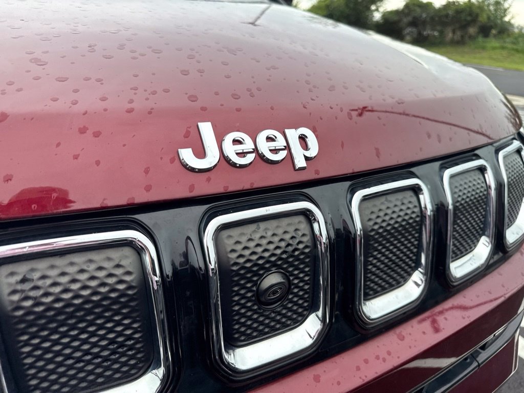 Certified 2022 Jeep Compass Limited w/ Elite Group AWD/4WD image 12