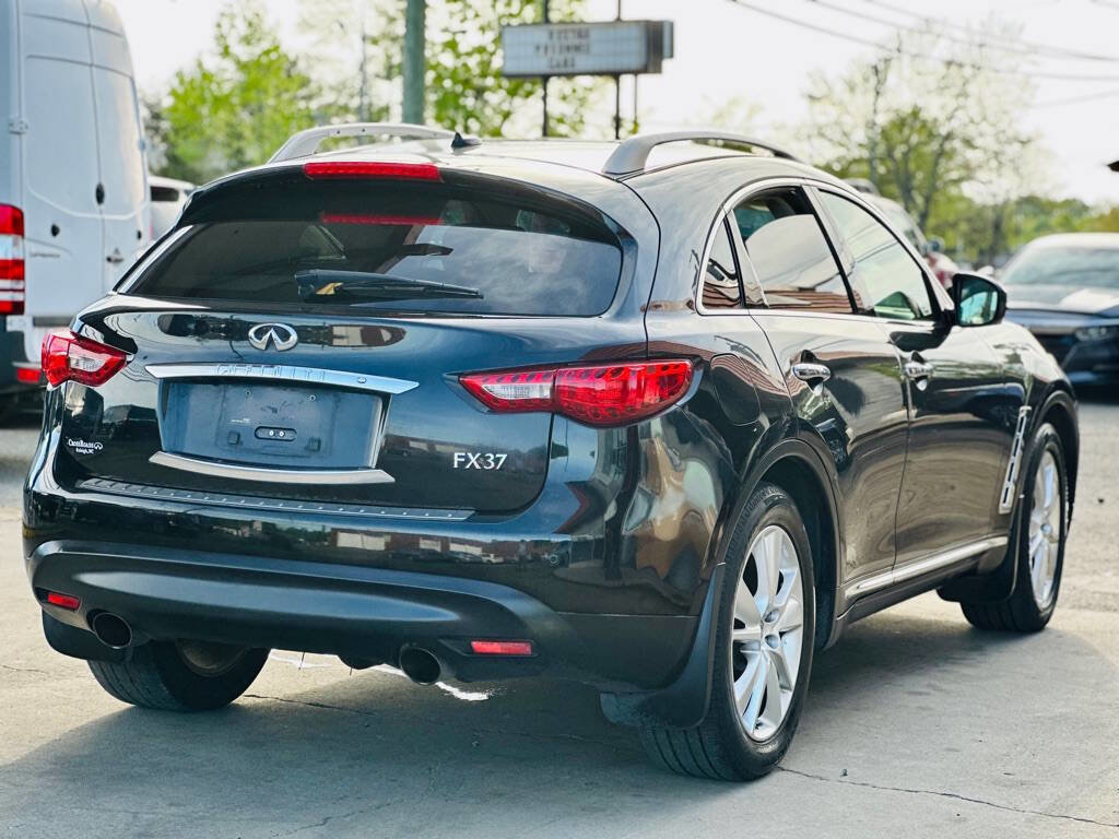 Used 2013 INFINITI FX37 2WD w/ Premium Pkg image 7
