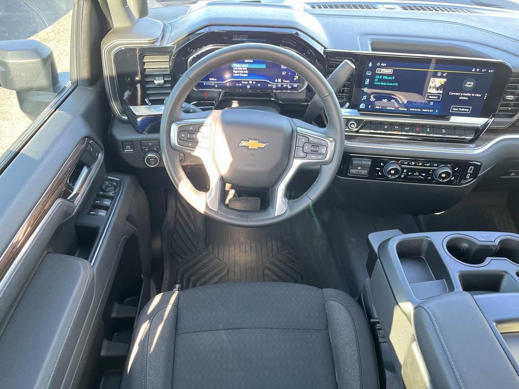 Used 2025 Chevrolet Silverado 2500 LT w/ All Star Edition AWD/4WD image 9