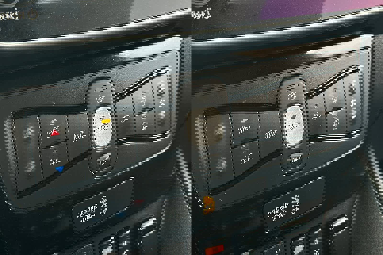 Certified 2024 Nissan Leaf SV Plus image 24