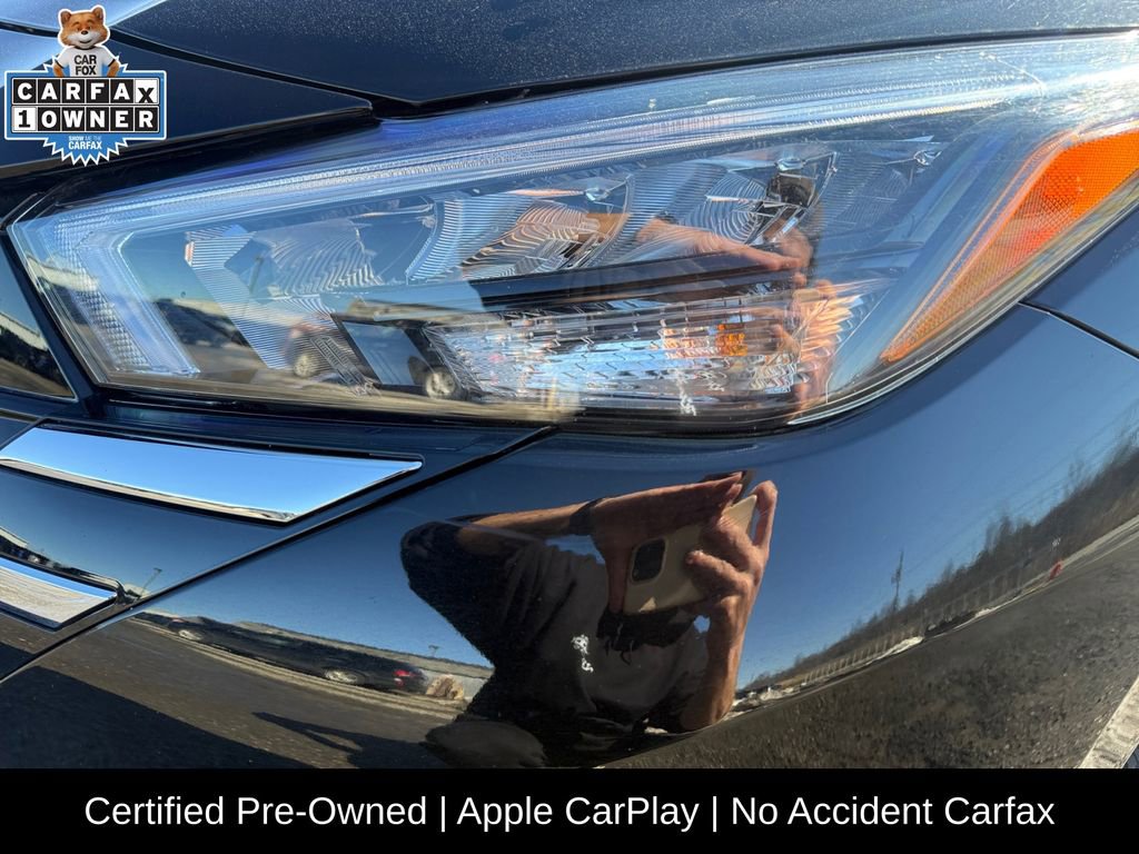 Certified 2025 Nissan Versa SV image 22