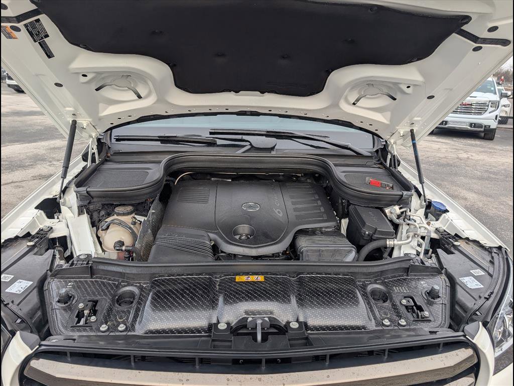 Used 2024 Mercedes-Benz GLS 450 4MATIC image 24