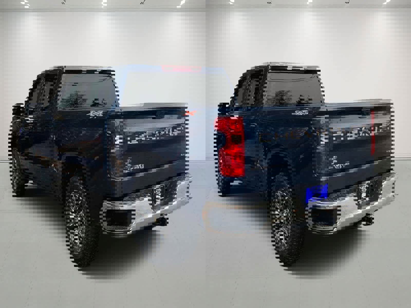 Used 2023 Chevrolet Silverado 1500 LT image 4