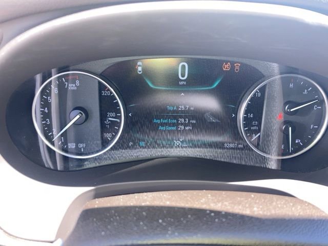 Used 2018 Buick LaCrosse Essence image 5