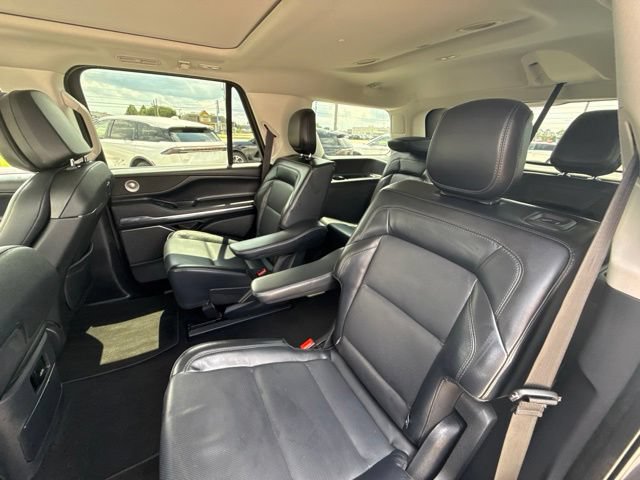 Certified 2025 Lincoln Navigator Reserve AWD/4WD image 29