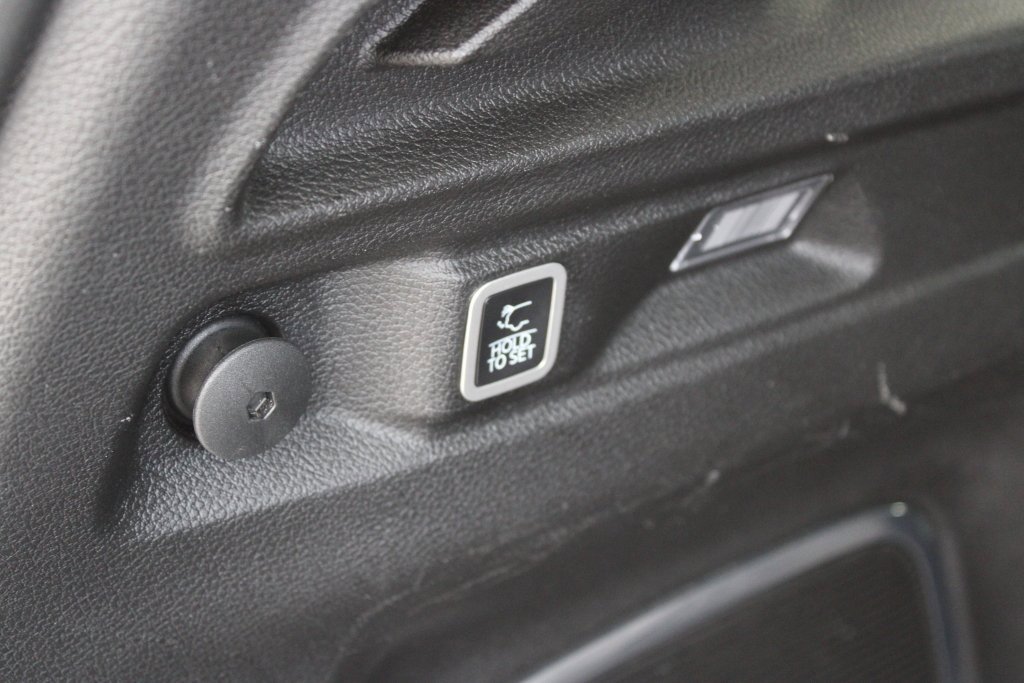 Used 2021 Jeep Grand Cherokee L Limited image 35