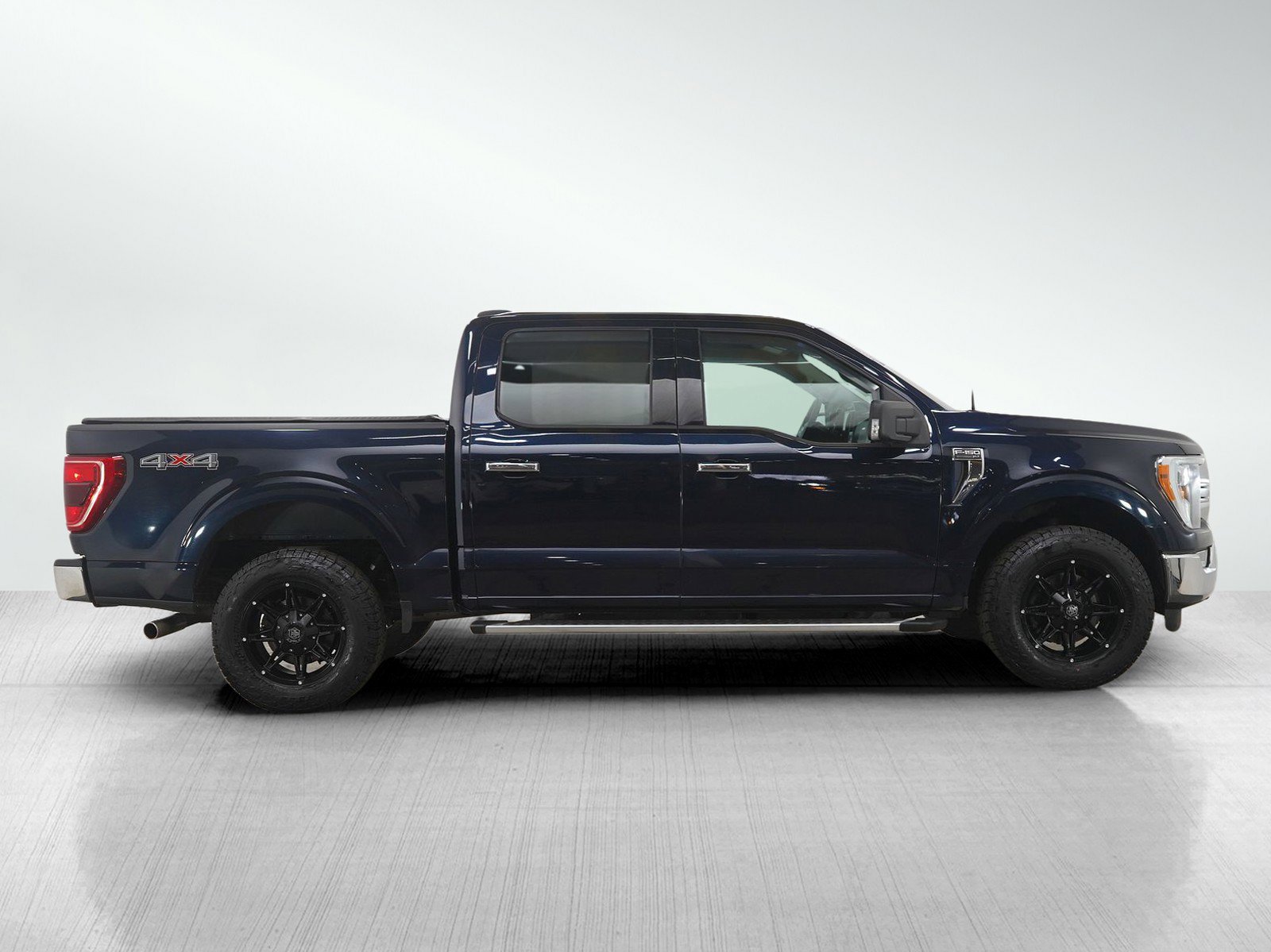 Used 2022 Ford F150 XLT w/ Equipment Group 302A High image 7