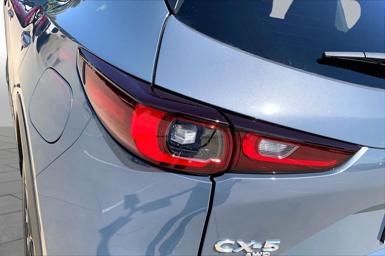 Used 2025 MAZDA CX-5 Carbon Edition AWD/4WD image 28