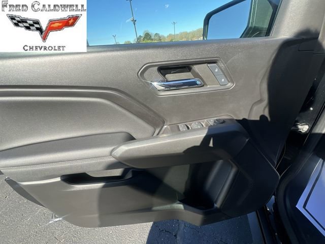 Used 2024 Chevrolet Colorado LT w/ LT Convenience Package III image 27