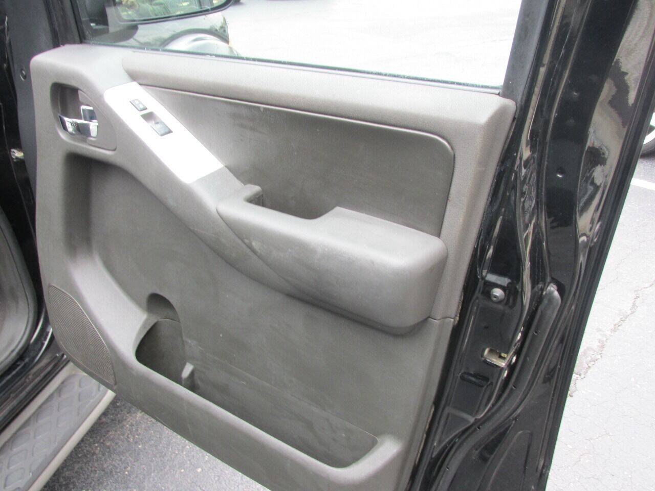 Used 2012 Nissan Pathfinder Silver w/ DVD Entertainment Pkg AWD/4WD image 41
