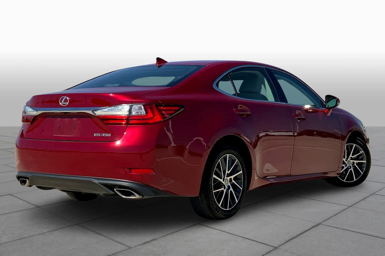 Used 2018 Lexus ES 350 w/ Luxury Package w/Wood Trim FWD image 13