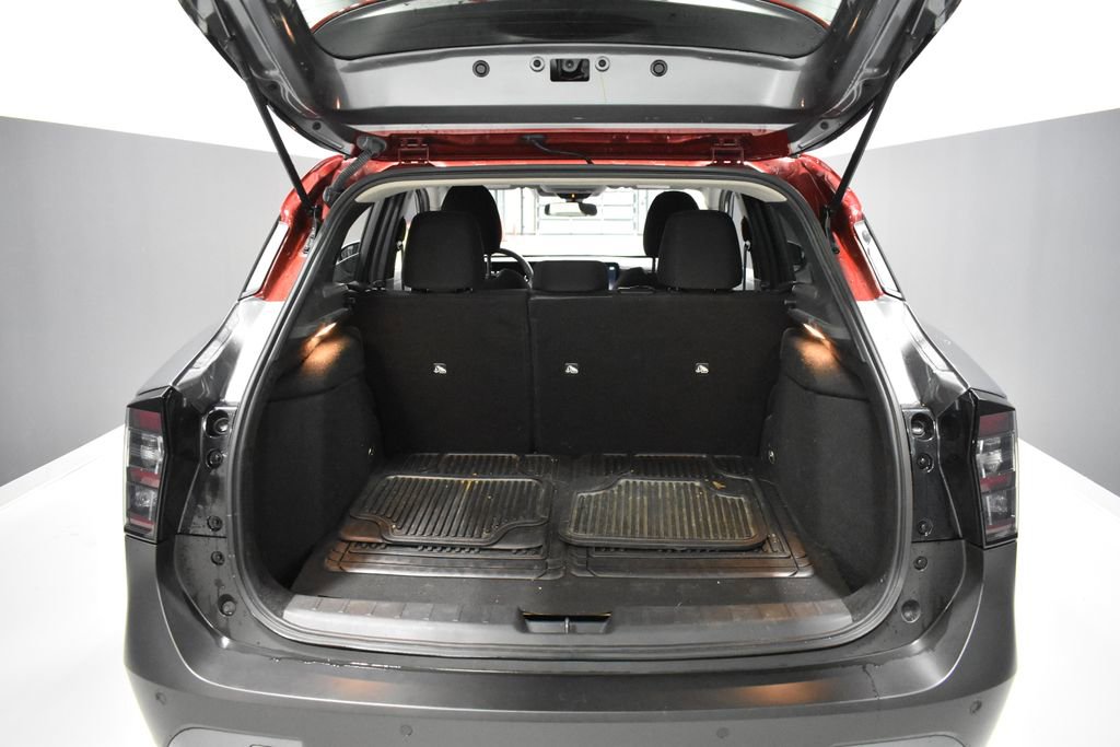Certified 2025 Nissan Kicks SV AWD/4WD image 29