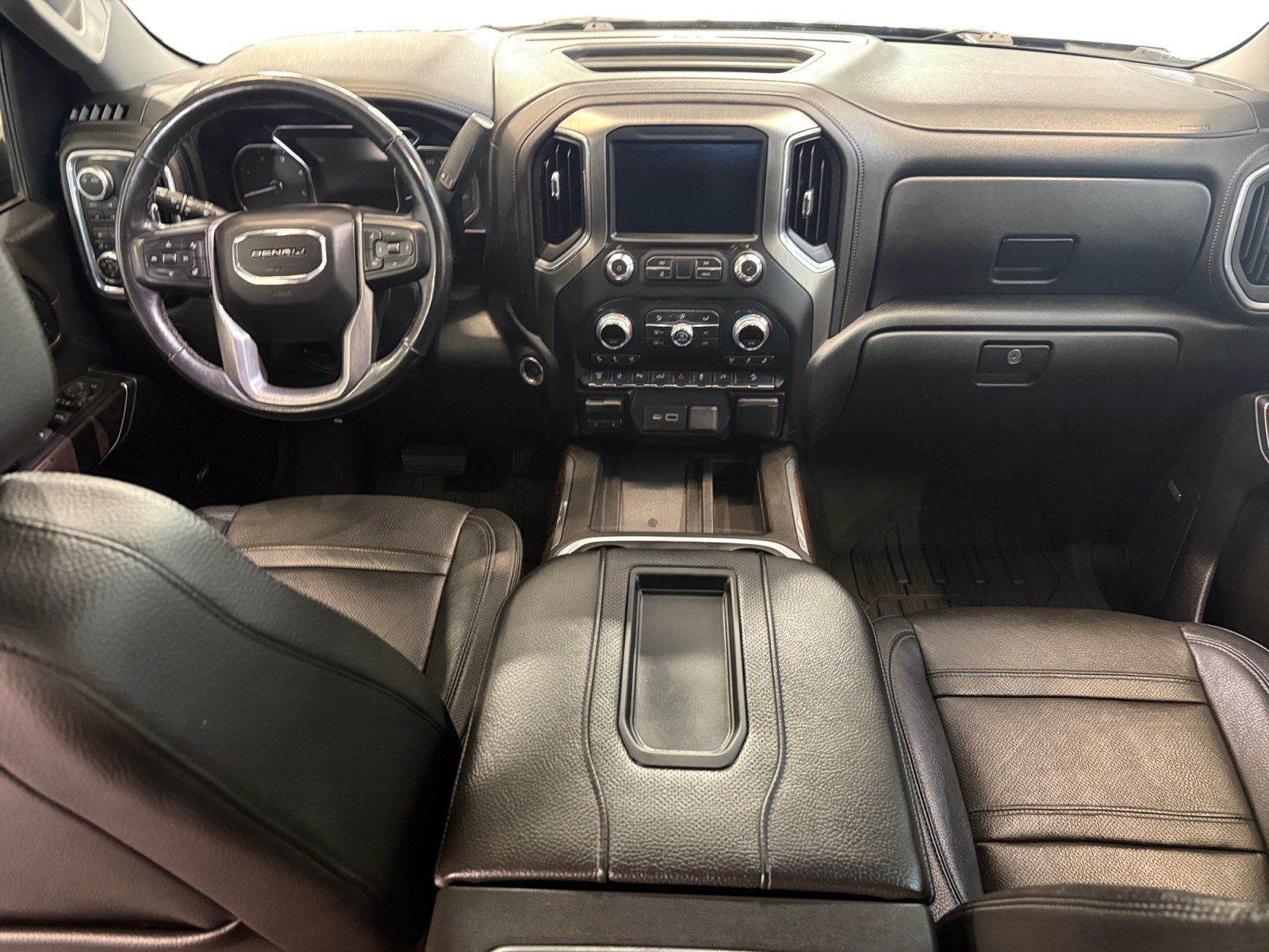 Used 2021 GMC Sierra 2500 Denali w/ Denali Ultimate Package AWD/4WD image 14