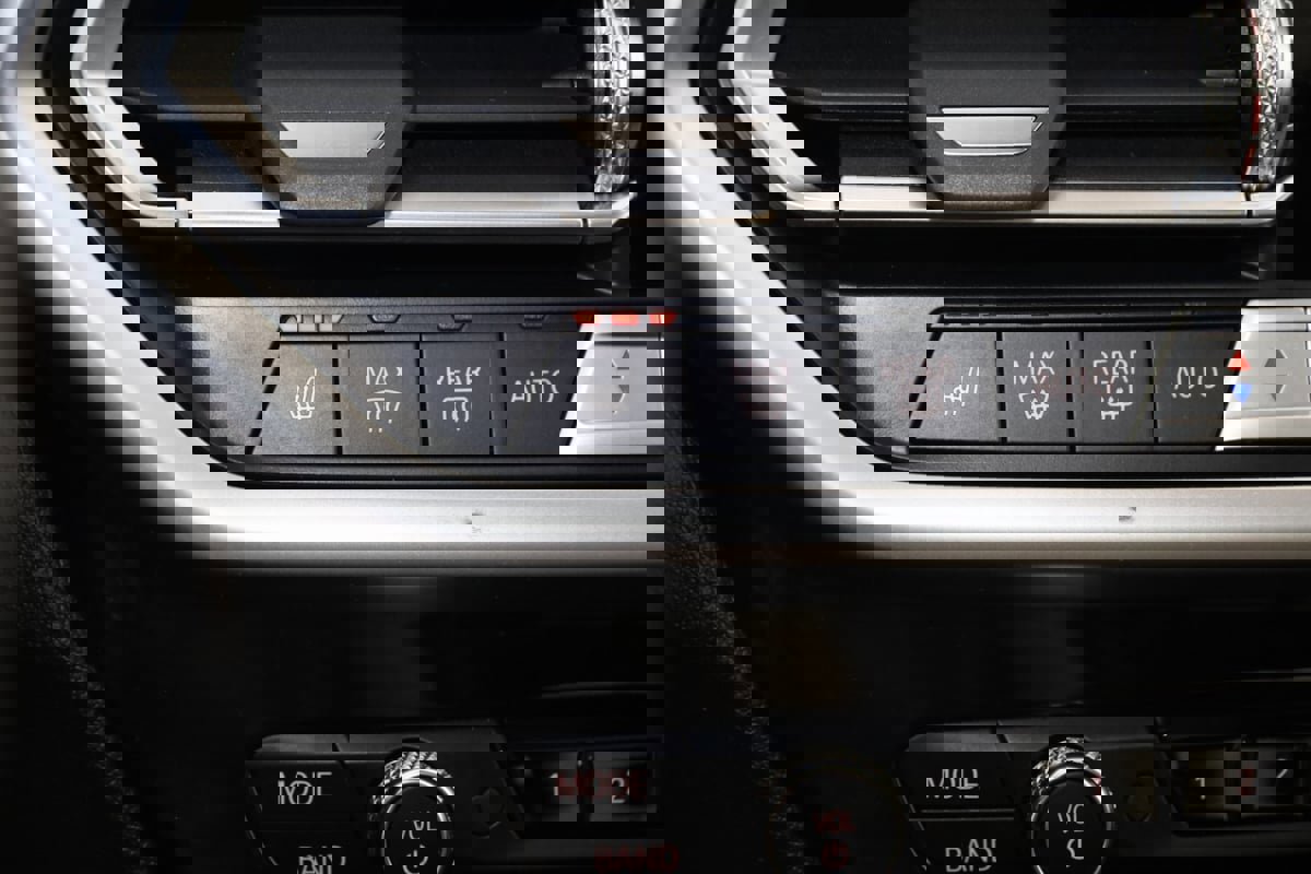 Used 2022 BMW X3 xDrive30i w/ M Sport Package image 8