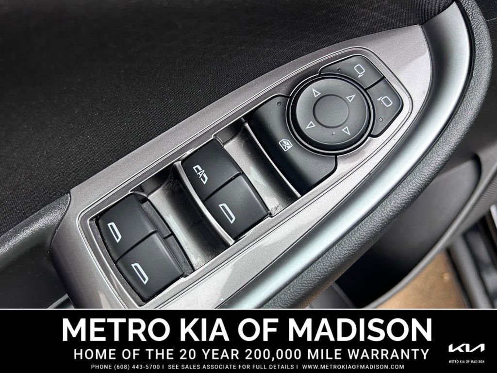 Used 2023 Chevrolet Malibu LT image 14