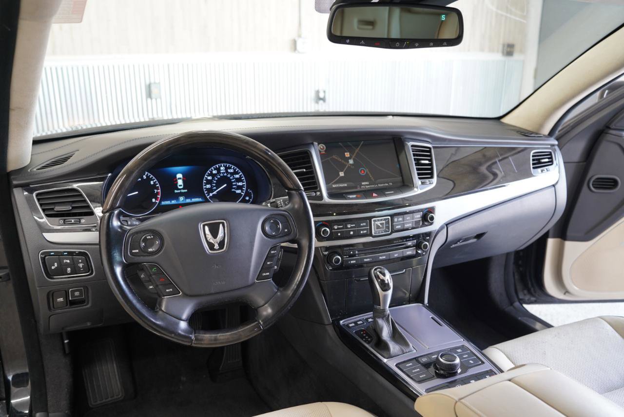 Used 2016 Hyundai Equus Signature image 11